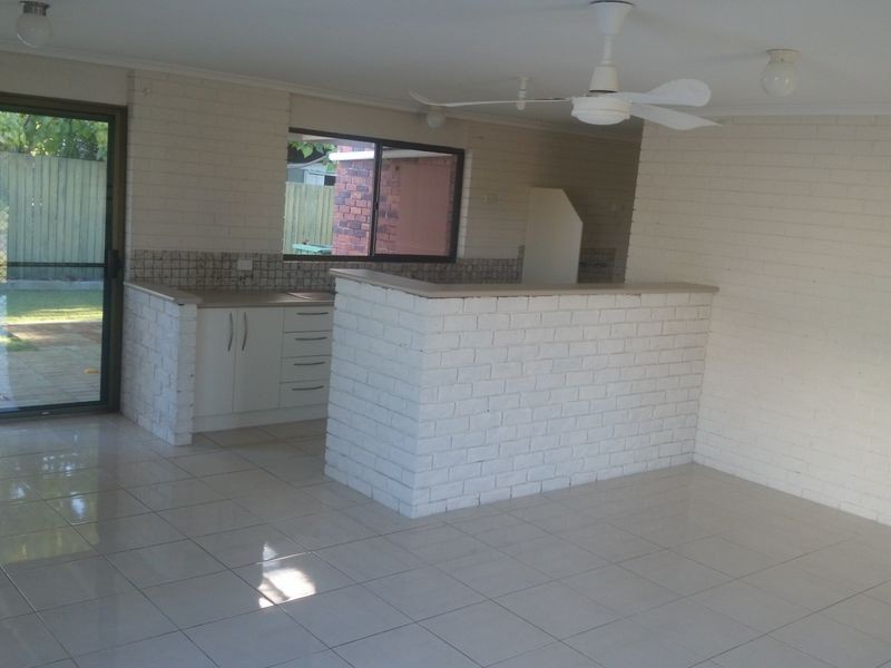 10 Adelong Crescent, Buddina QLD 4575