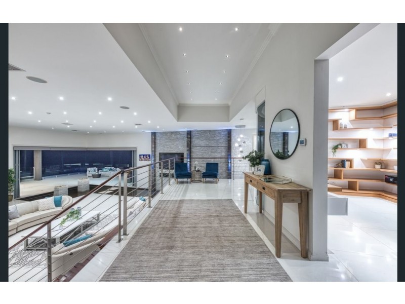 33-37 Turnbull Place, Tanawha QLD 4556