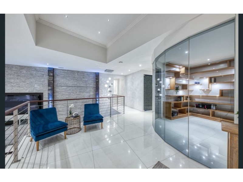 33-37 Turnbull Place, Tanawha QLD 4556