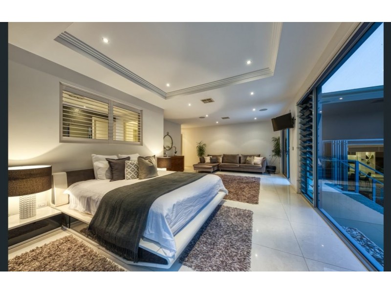 33-37 Turnbull Place, Tanawha QLD 4556