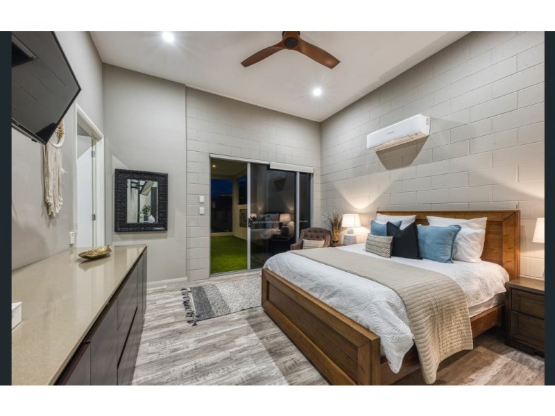 33-37 Turnbull Place, Tanawha QLD 4556