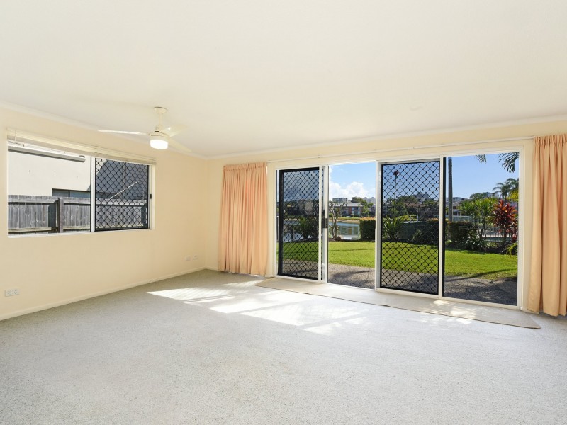 Unit 1/24 Tarcoola Avenue, Mooloolaba QLD 4557
