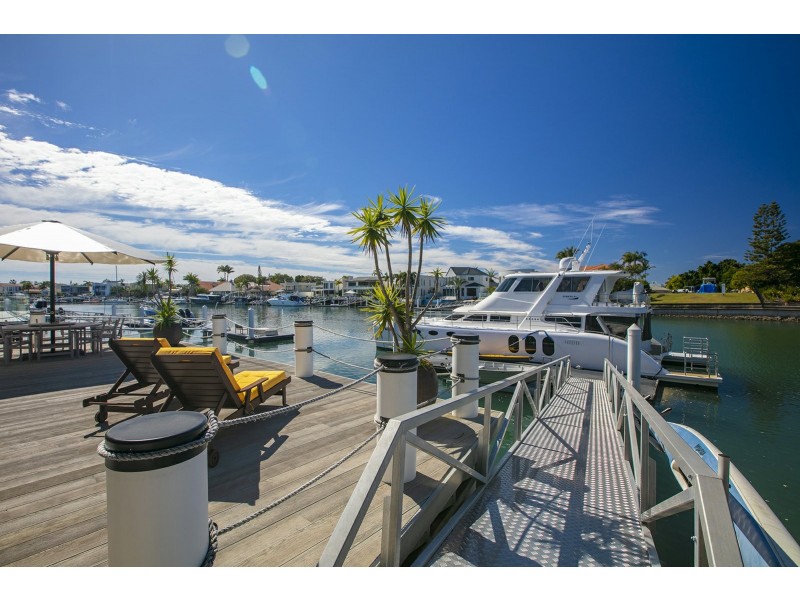 35 Mooloolah Island, Minyama QLD 4575