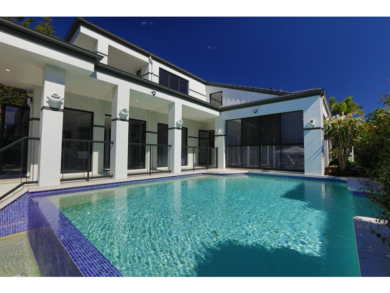 35 Mooloolah Island, Minyama QLD 4575