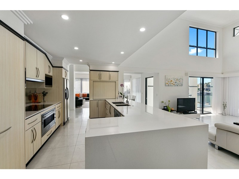 35 Mooloolah Island, Minyama QLD 4575