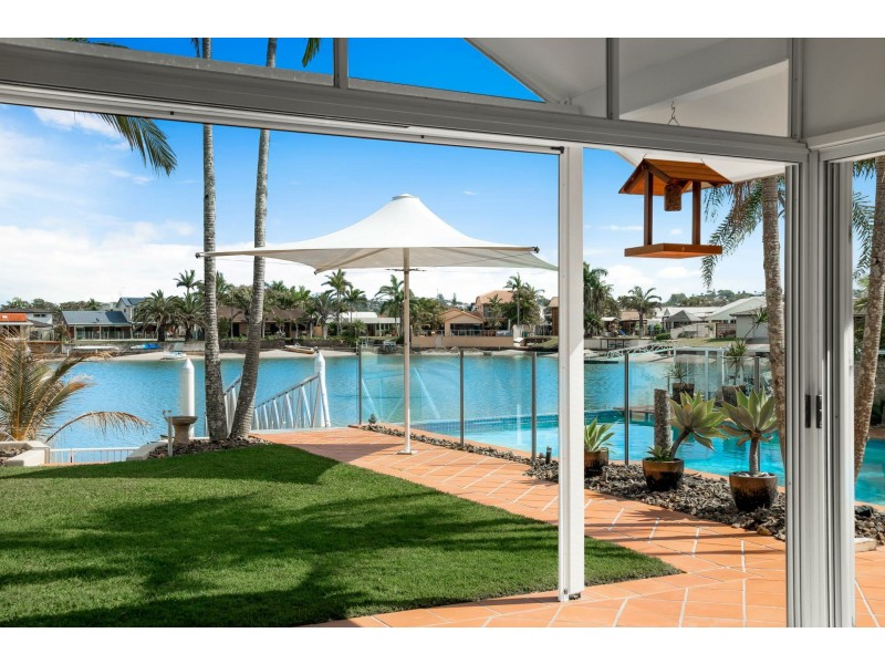 45 Carrothool Place, Mooloolaba QLD 4557