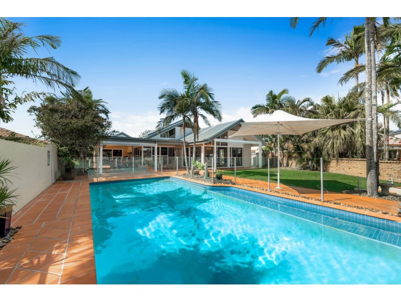 45 Carrothool Place, Mooloolaba QLD 4557