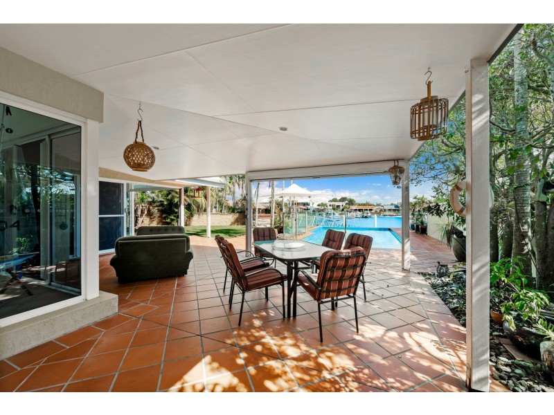 45 Carrothool Place, Mooloolaba QLD 4557
