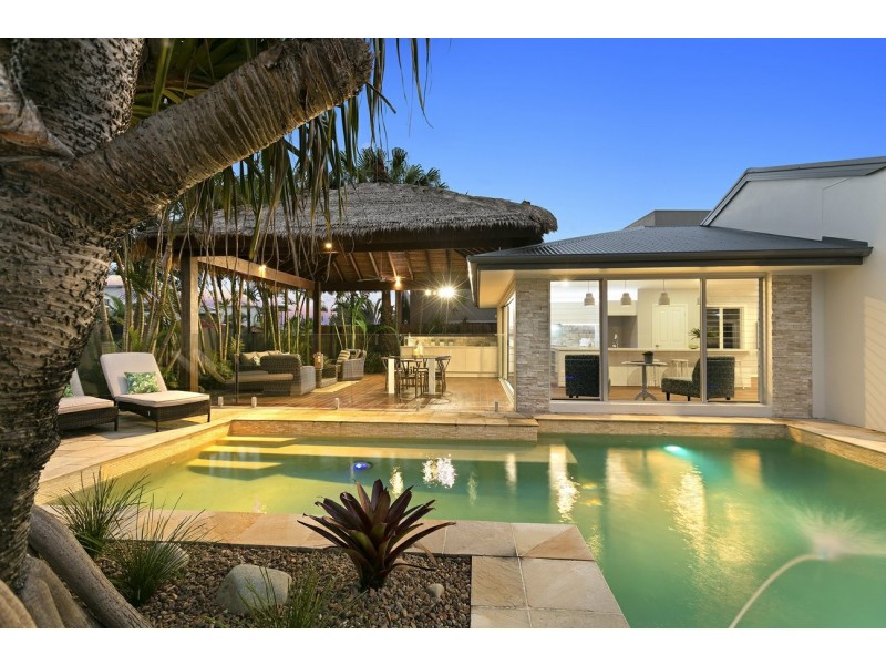 29 Carrothool Place, Mooloolaba QLD 4557