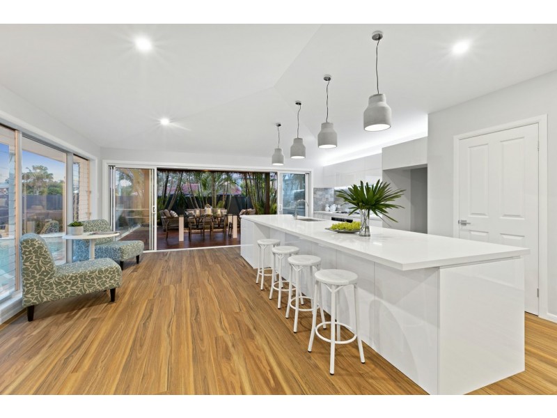 29 Carrothool Place, Mooloolaba QLD 4557