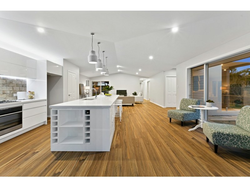 29 Carrothool Place, Mooloolaba QLD 4557