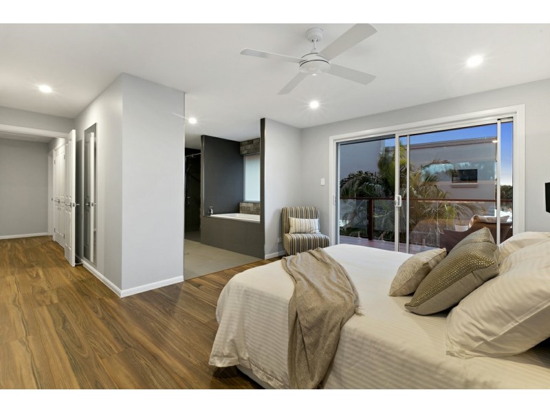 29 Carrothool Place, Mooloolaba QLD 4557