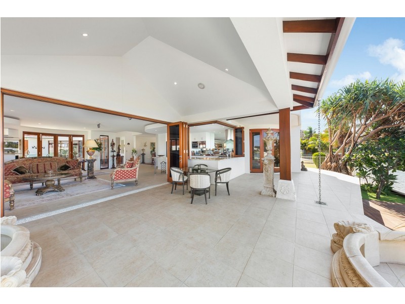 15 Yallanga Place, Mooloolaba QLD 4557