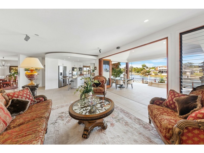 15 Yallanga Place, Mooloolaba QLD 4557