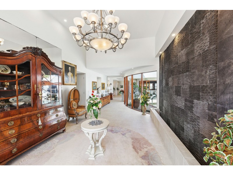 15 Yallanga Place, Mooloolaba QLD 4557