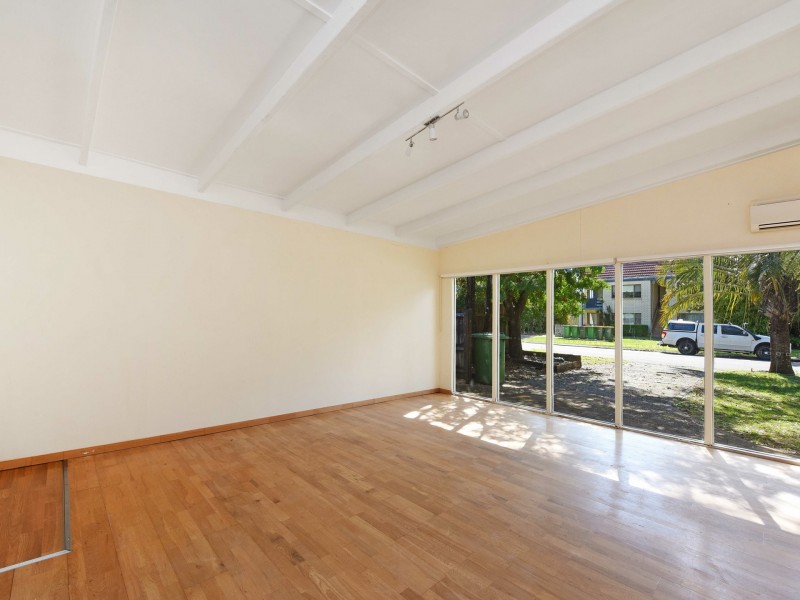 6 Ulmarra Court, Mooloolaba QLD 4557