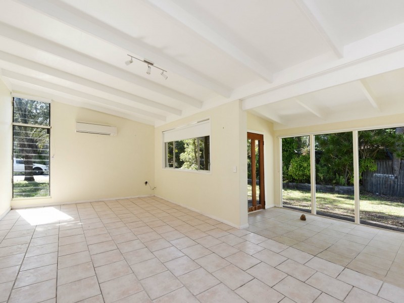 6 Ulmarra Court, Mooloolaba QLD 4557