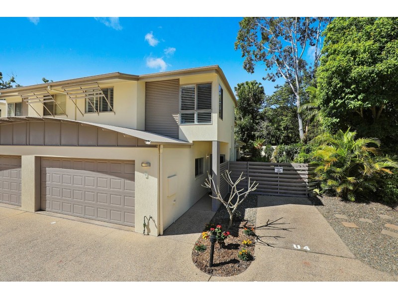 Unit 4/5 Tranquil Place, Alexandra Headland QLD 4572