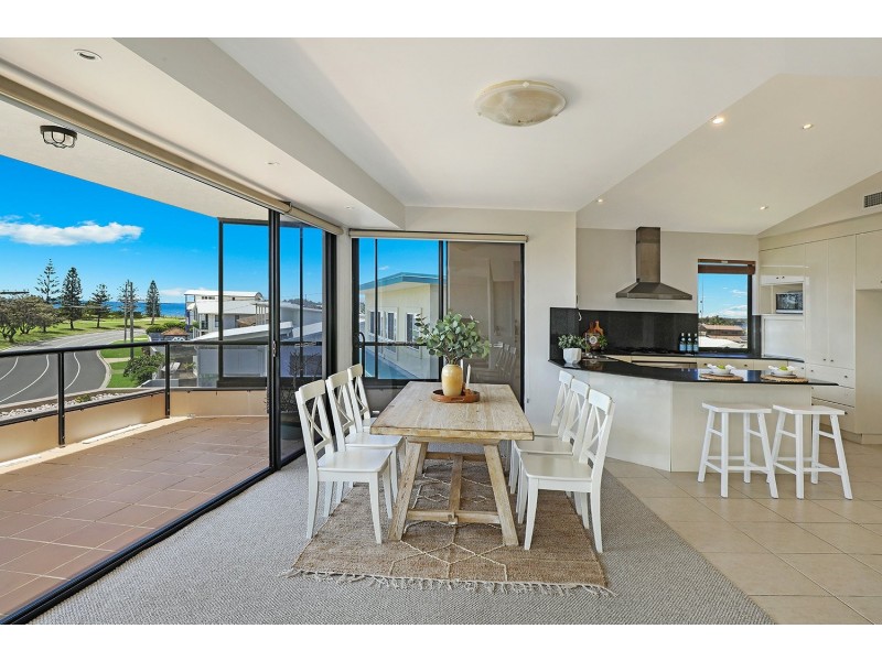 Apartment 5/104 Pacific Boulevard, Buddina QLD 4575