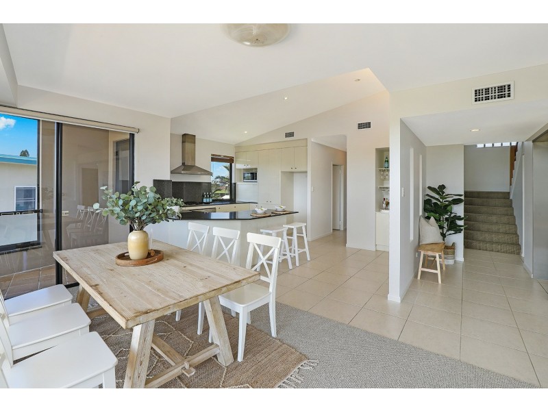 Apartment 5/104 Pacific Boulevard, Buddina QLD 4575