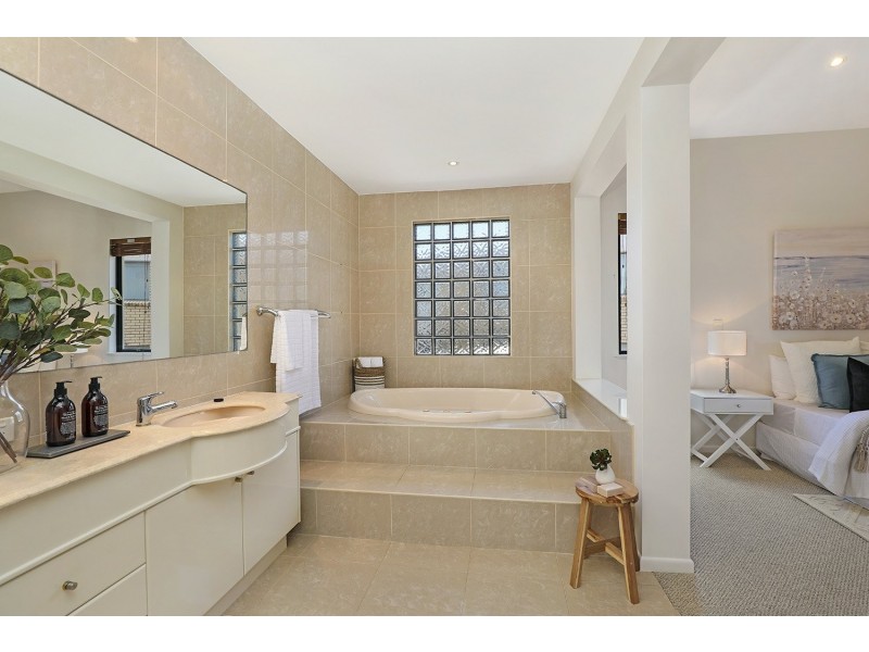 Apartment 5/104 Pacific Boulevard, Buddina QLD 4575