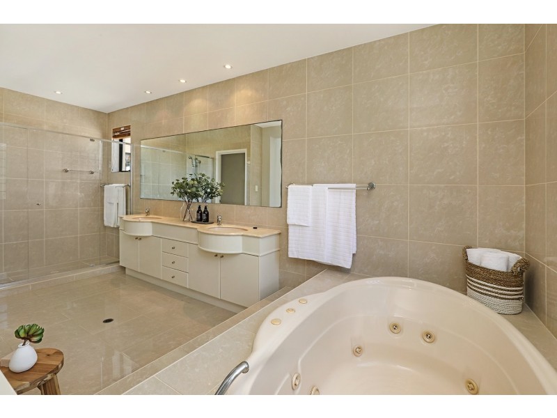 Apartment 5/104 Pacific Boulevard, Buddina QLD 4575