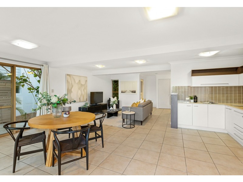 13 Caroline Crescent, Buderim QLD 4556