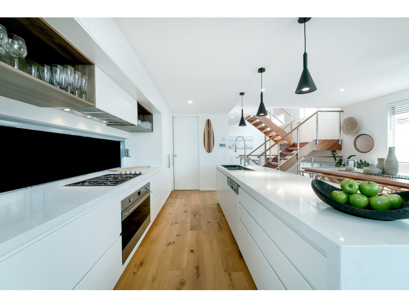 7A Mary Street, Alexandra Headland QLD 4572