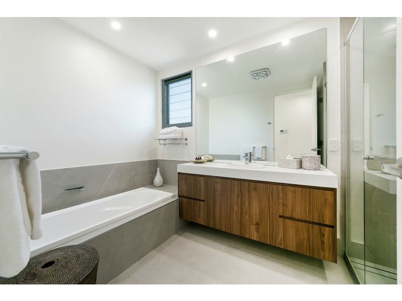 7A Mary Street, Alexandra Headland QLD 4572