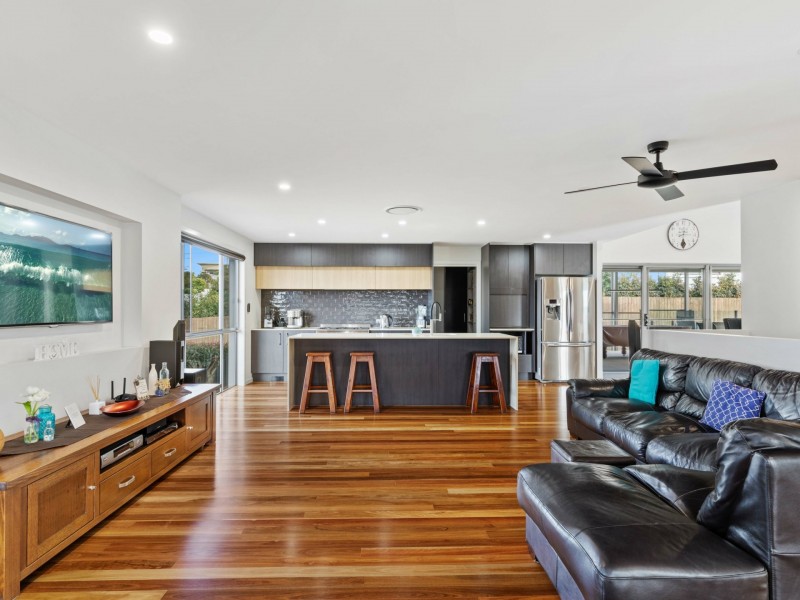21 Lavarack Cres, Buderim QLD 4556