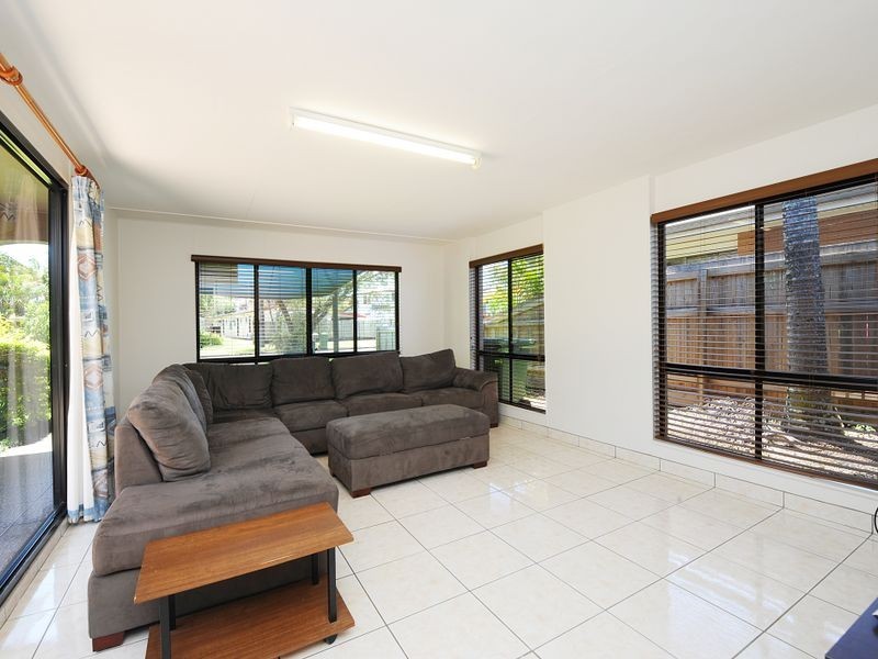 61 Broadwater Avenue, Maroochydore QLD 4558
