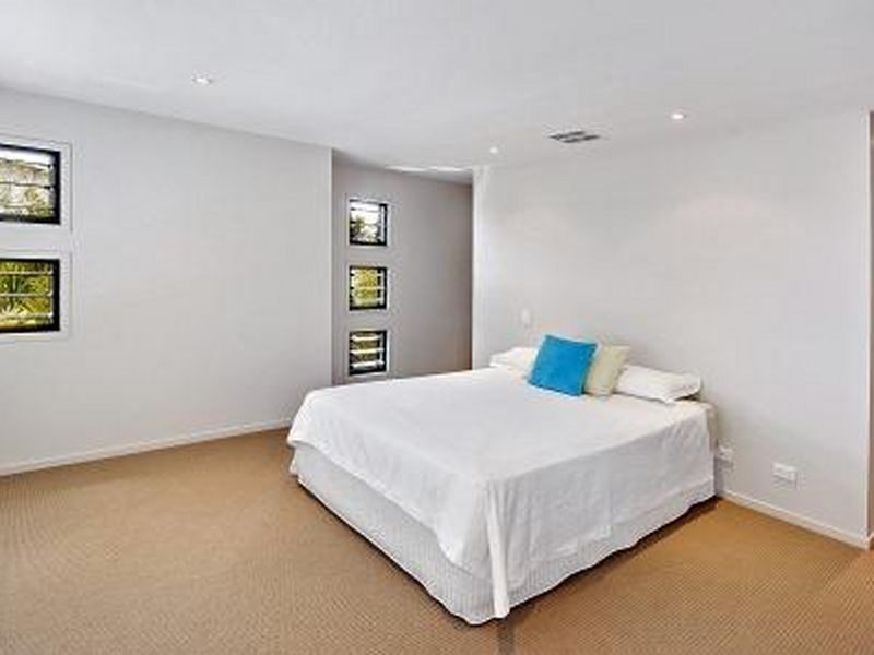 17 Camfield Street, Alexandra Headland QLD 4572