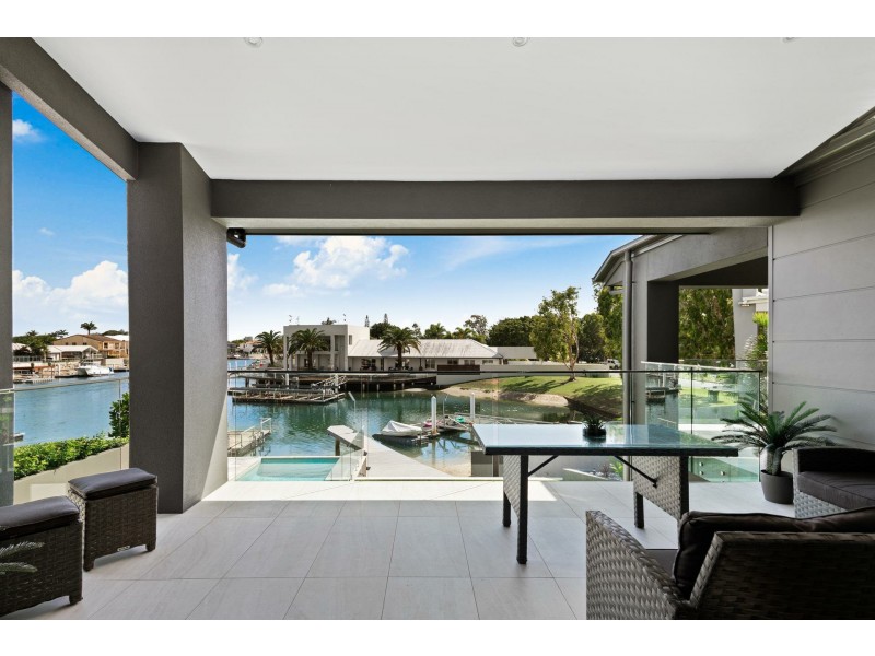 17 Bangalow Street, Minyama QLD 4575