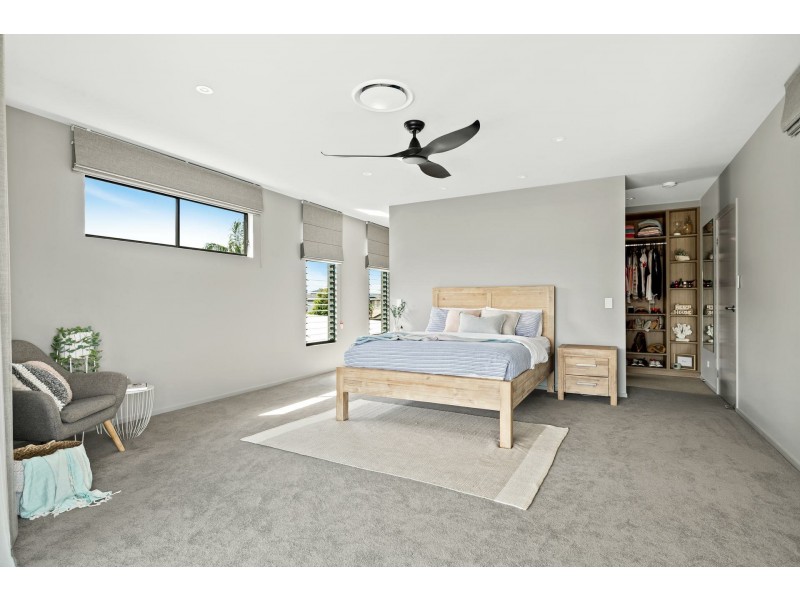 17 Bangalow Street, Minyama QLD 4575