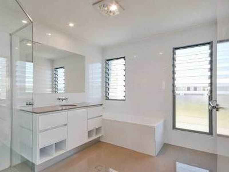 1/5 Buoy Court, Birtinya QLD 4575