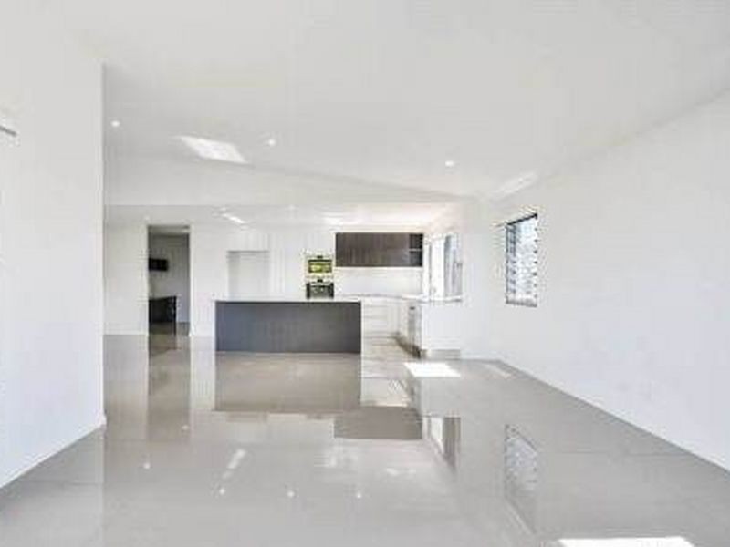 1/5 Buoy Court, Birtinya QLD 4575