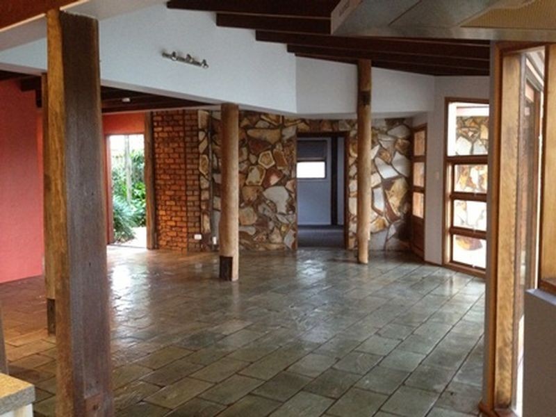 13 Karloo Court, Mountain Creek QLD 4557