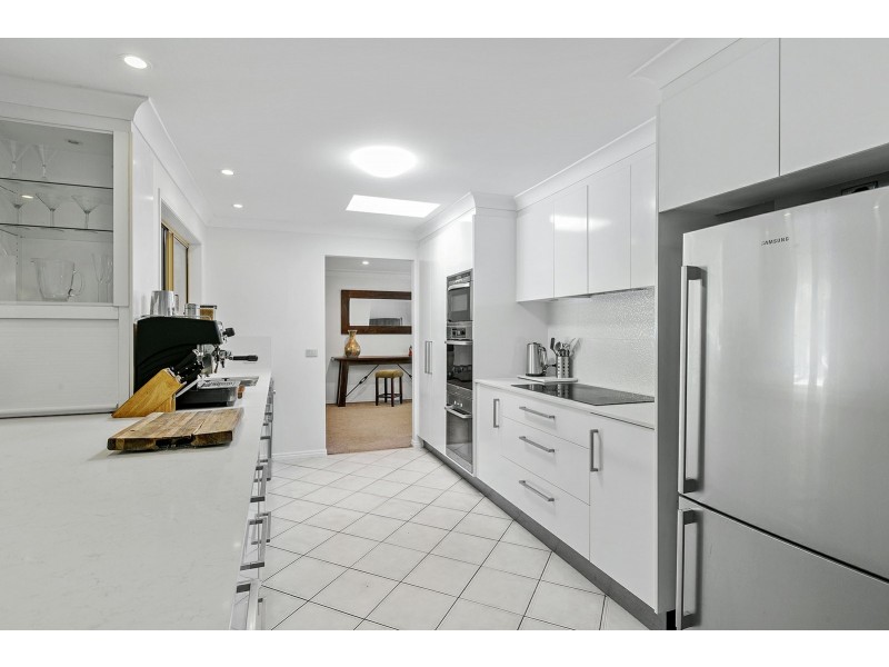 10 Jarrah Street, Minyama QLD 4575