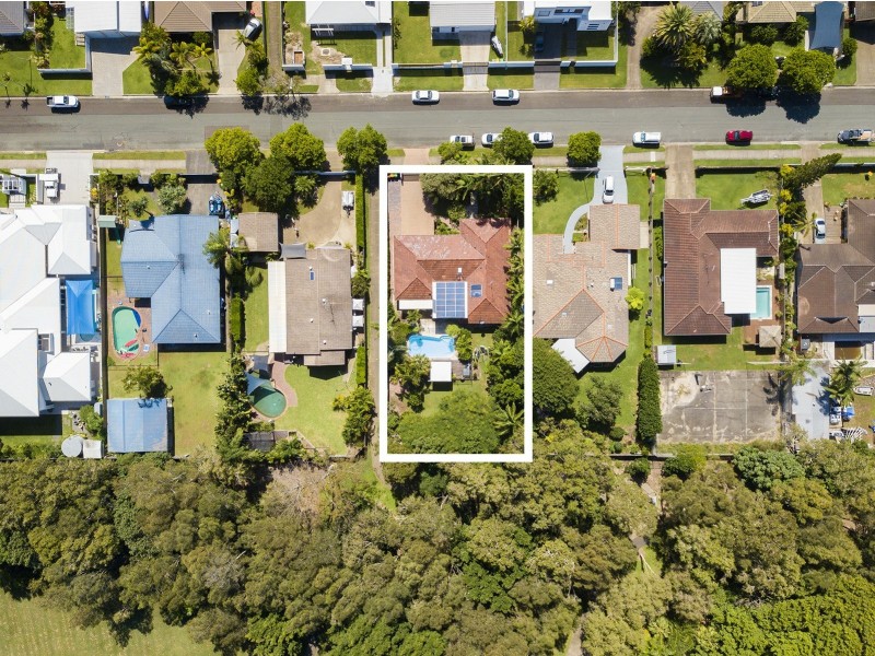 10 Jarrah Street, Minyama QLD 4575