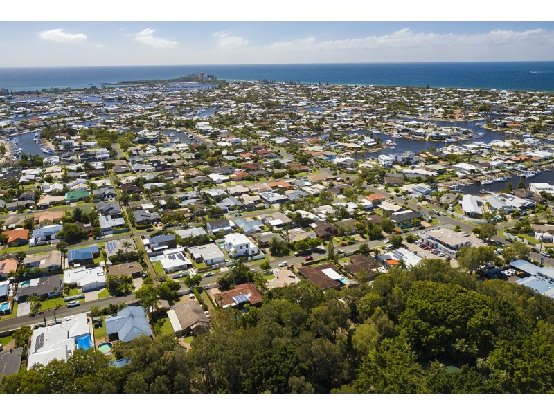 10 Jarrah Street, Minyama QLD 4575