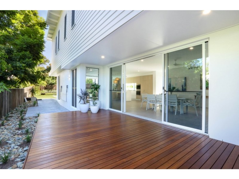 Residence Two/7 Camfield Street, Alexandra Headland QLD 4572