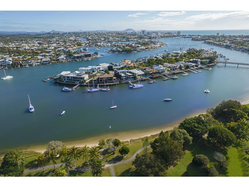 10 Mooloolah Island, Minyama QLD 4575