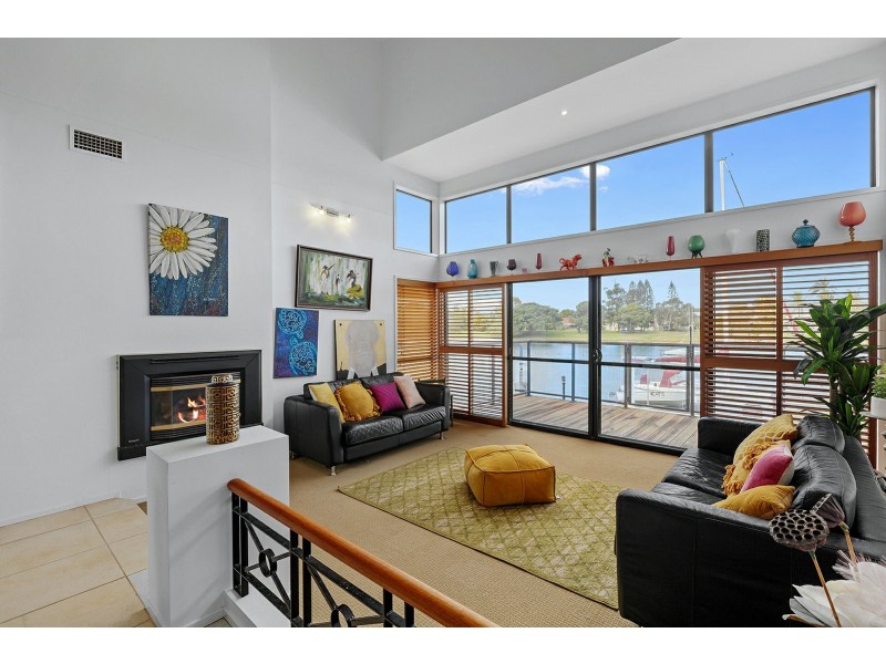 10 Mooloolah Island, Minyama QLD 4575