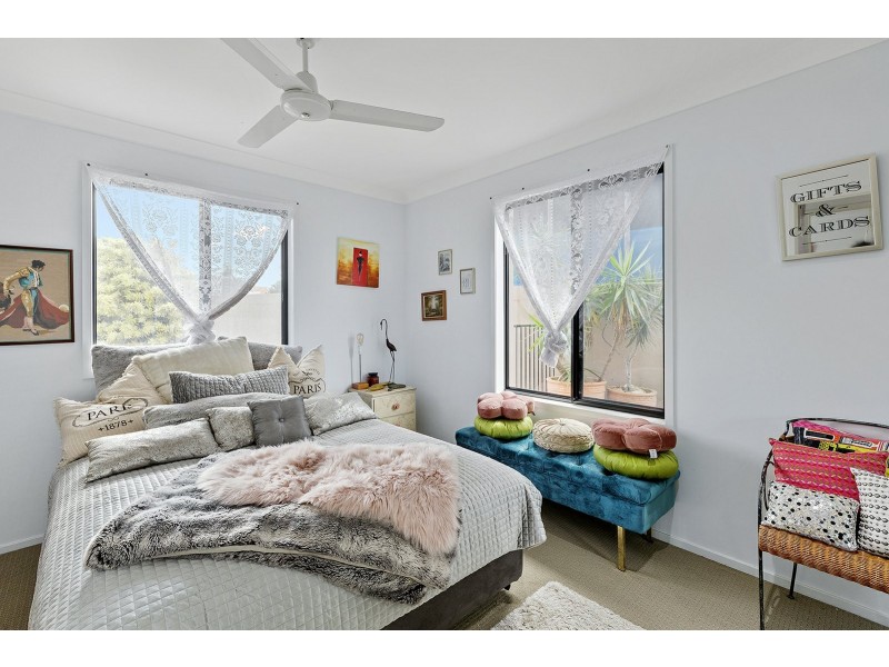 10 Mooloolah Island, Minyama QLD 4575