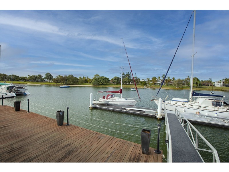 10 Mooloolah Island, Minyama QLD 4575