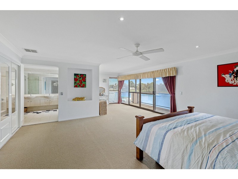 10 Mooloolah Island, Minyama QLD 4575