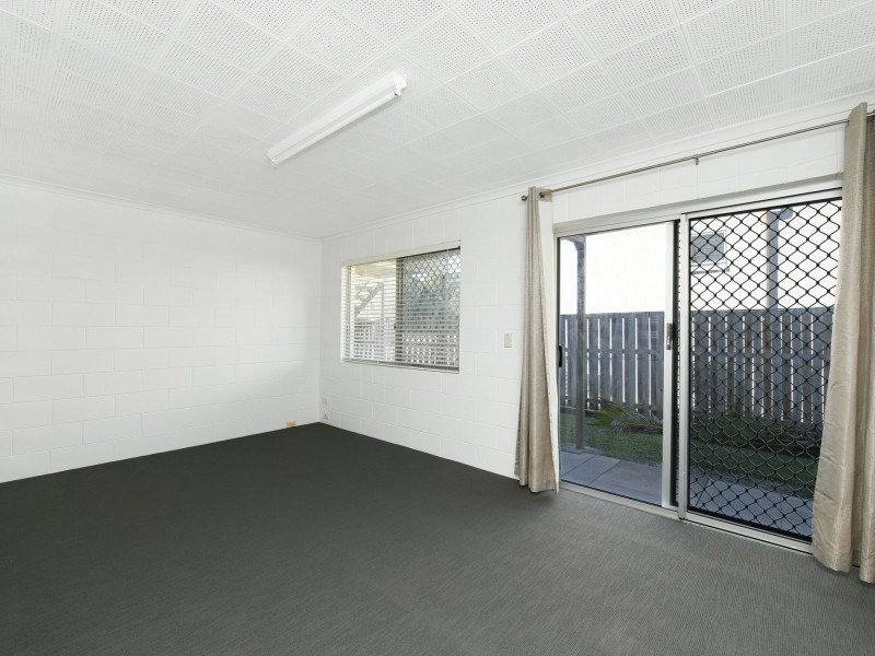 Unit 3/17 Pacific Terrace, Alexandra Headland QLD 4572
