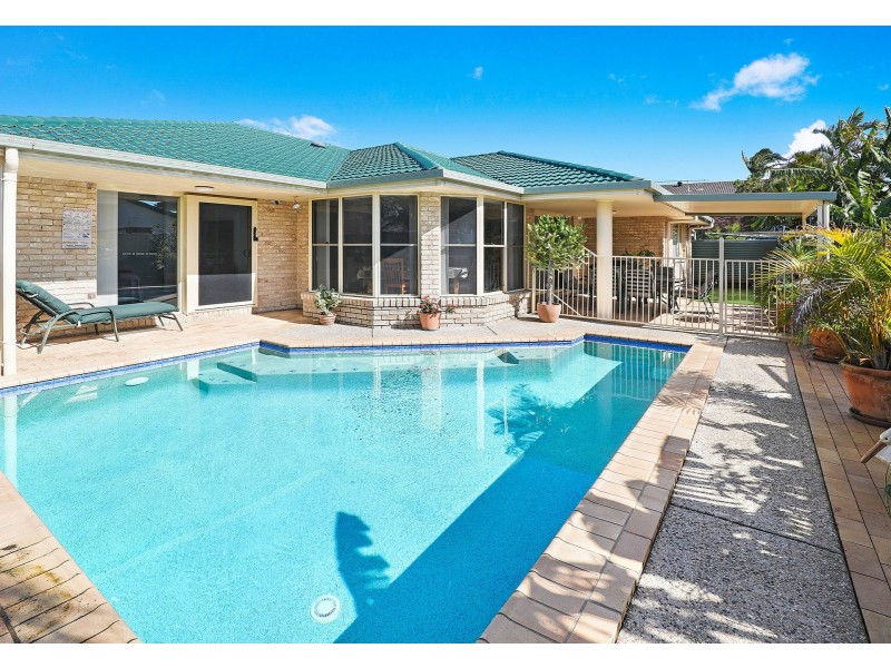 19 Currong Street, Minyama QLD 4575