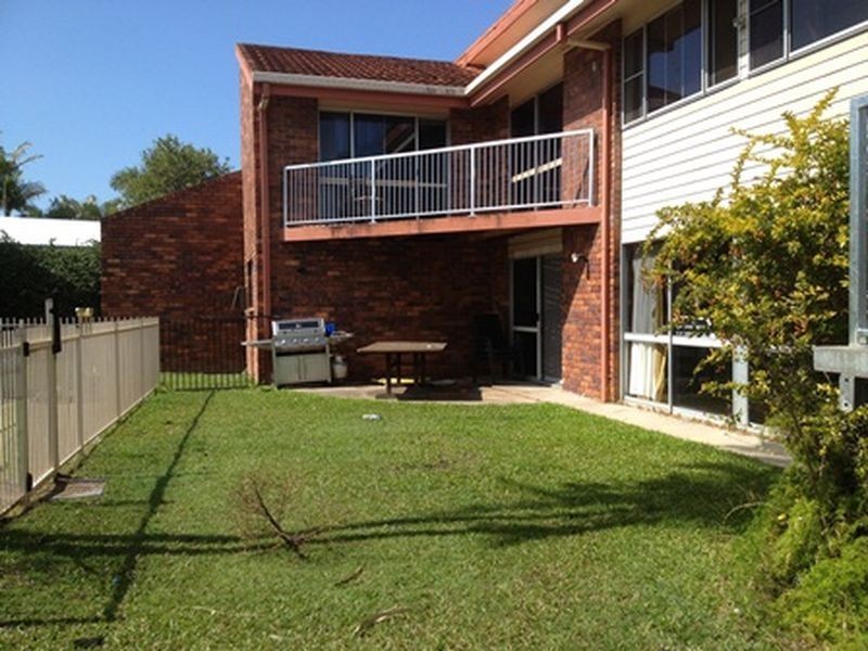 15-17 Paraka Street, Mountain Creek QLD 4557