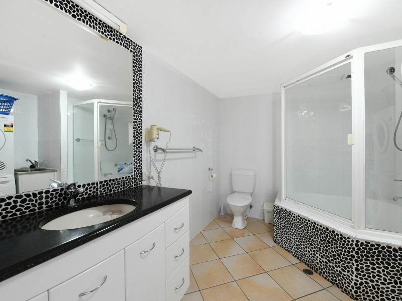 Unit 25/125 Mooloolaba Esplanade, Mooloolaba QLD 4557